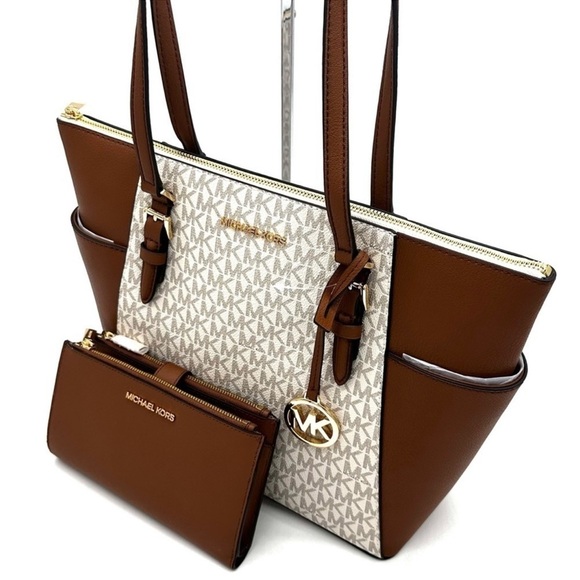 Michael Kors Large Charlotte Tote Bag & Large Double Zip Wallet Vanilla/Brown - Picture 11 of 14